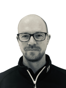 Adrian Saxton - Golf Coach in Nottingham & Derby